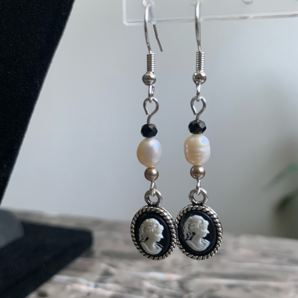 9A. Elegant Handmade Silver and Black Cameo Earrings with Natural Pearls
